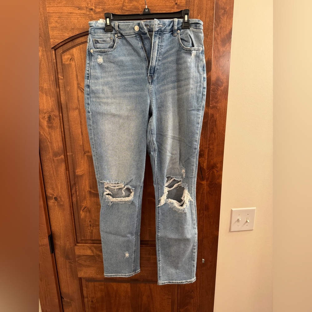 American Eagle Outfitters Light Blue Distressed Straight Leg Jeans